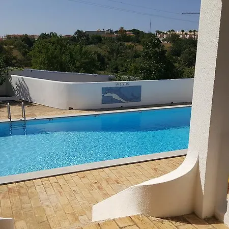 V3 Com Piscina Privada * Albufeira