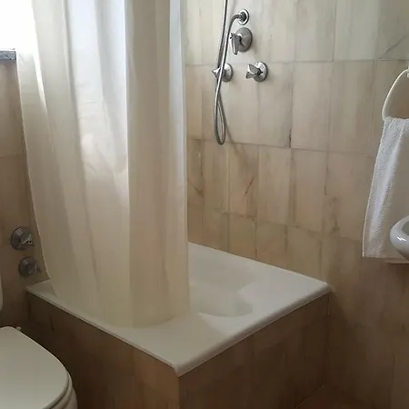 V3 Com Piscina Privada * Albufeira