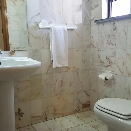 V3 Com Piscina Privada *